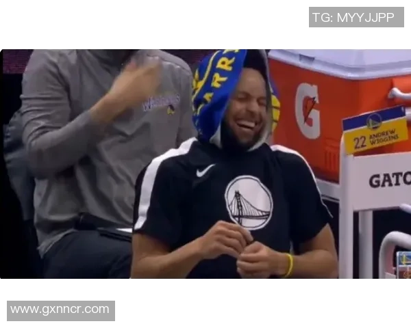 TES的失误频频让观众捧腹大笑GEN战队疑惑不解的精彩瞬间回顾